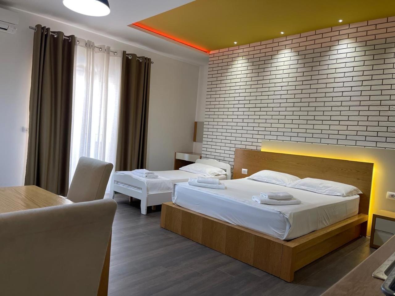 Sunrise Luxury Apartments Saranda Extérieur photo