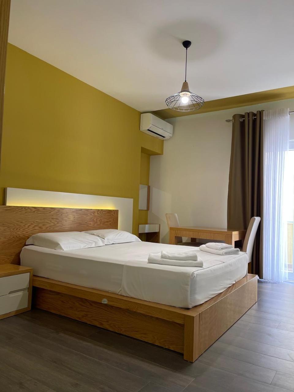 Sunrise Luxury Apartments Saranda Extérieur photo