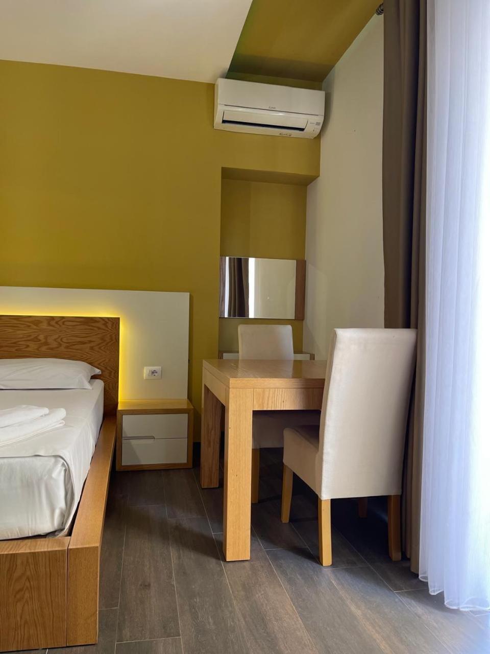 Sunrise Luxury Apartments Saranda Extérieur photo