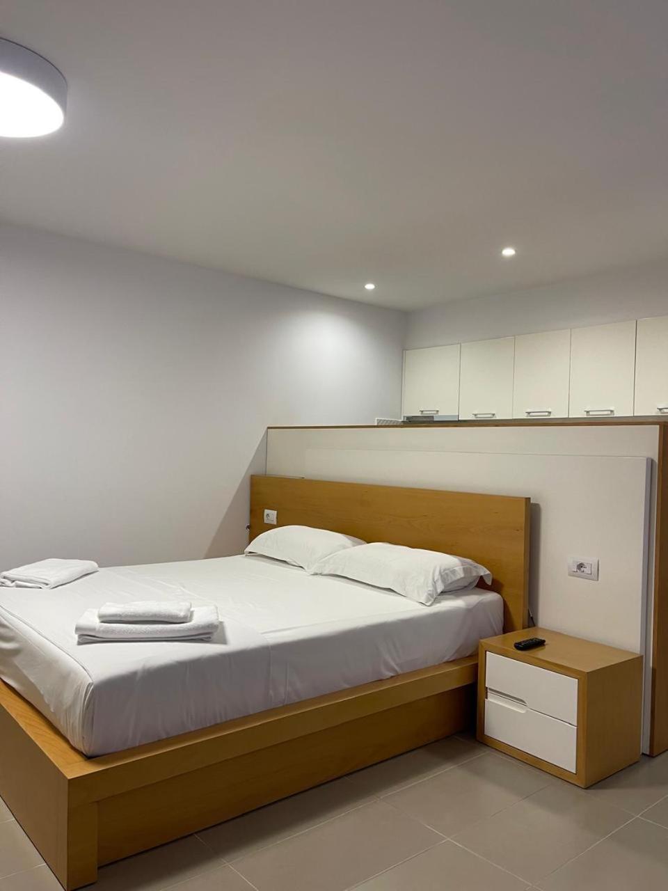 Sunrise Luxury Apartments Saranda Extérieur photo