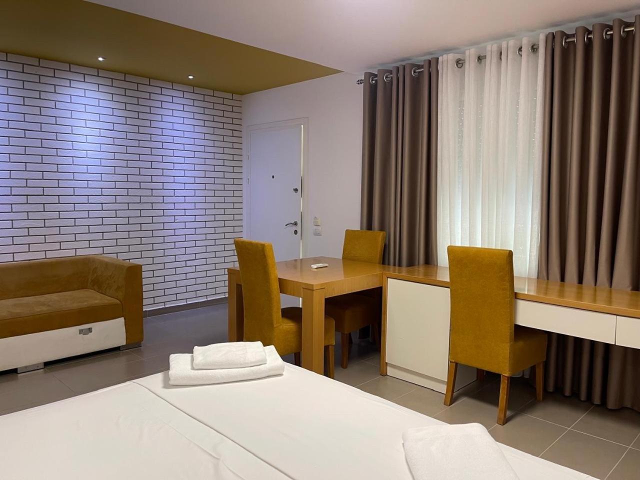 Sunrise Luxury Apartments Saranda Extérieur photo